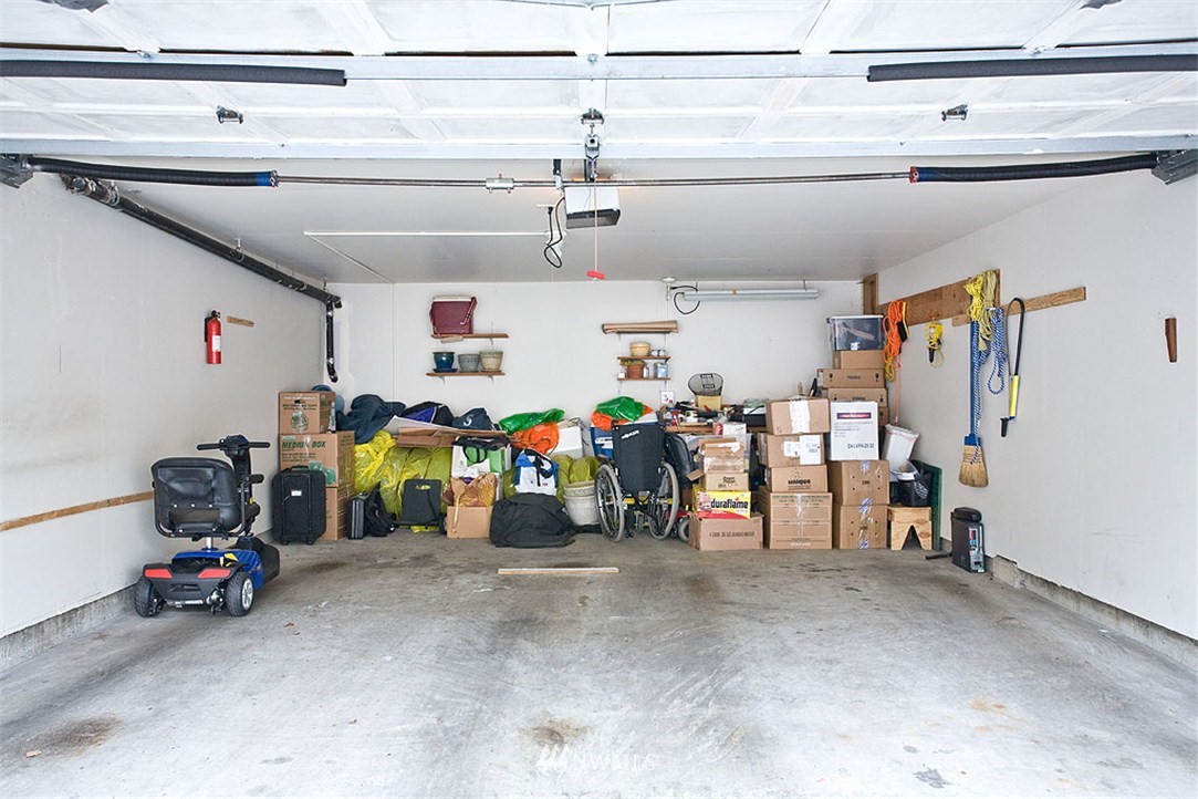 555 Walnut Street, Unit 13 Edmonds, WA 98020 - Photo 13 of 15 Gallery Image 13