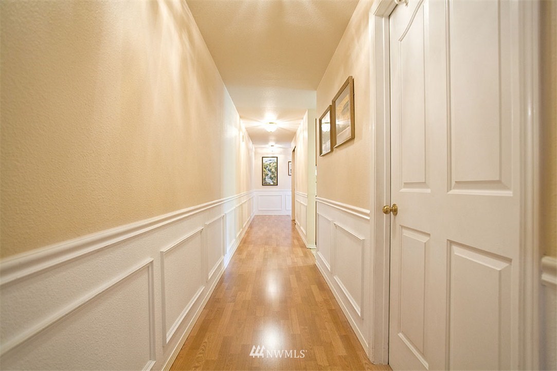 555 Walnut Street, Unit 13 Edmonds, WA 98020 - Photo 8 of 15 Gallery Image 8