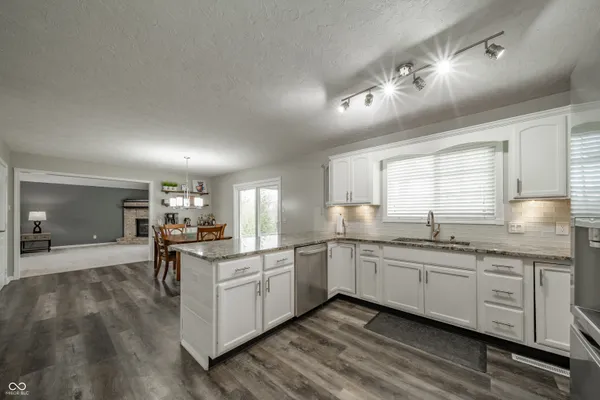 $479,900 | 6278 South Cabriolet Way, Pendleton, IN 46064