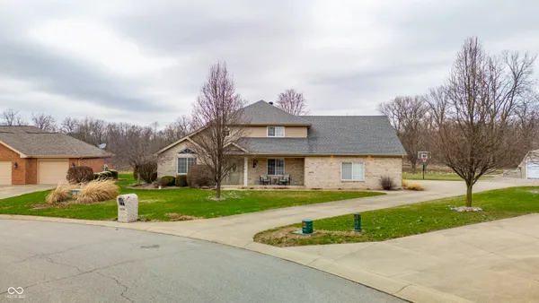 $479,900 | 6278 South Cabriolet Way, Pendleton, IN 46064