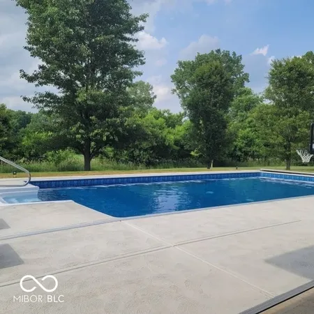$479,900 | 6278 South Cabriolet Way, Pendleton, IN 46064