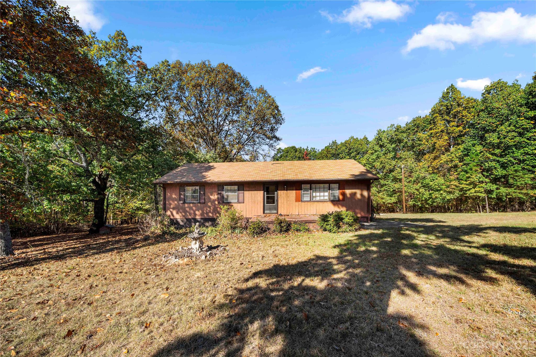 360 Pinnacle Road Kings Mountain, NC 28086 - Photo 2 of 22 Gallery Image 2