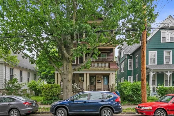 $3,295 | 106 Lawrence Street, Unit 1, New Haven, CT 06511