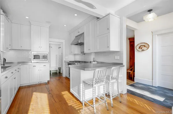 $13,000 | 5 Gerlach Place, Larchmont, NY 10538