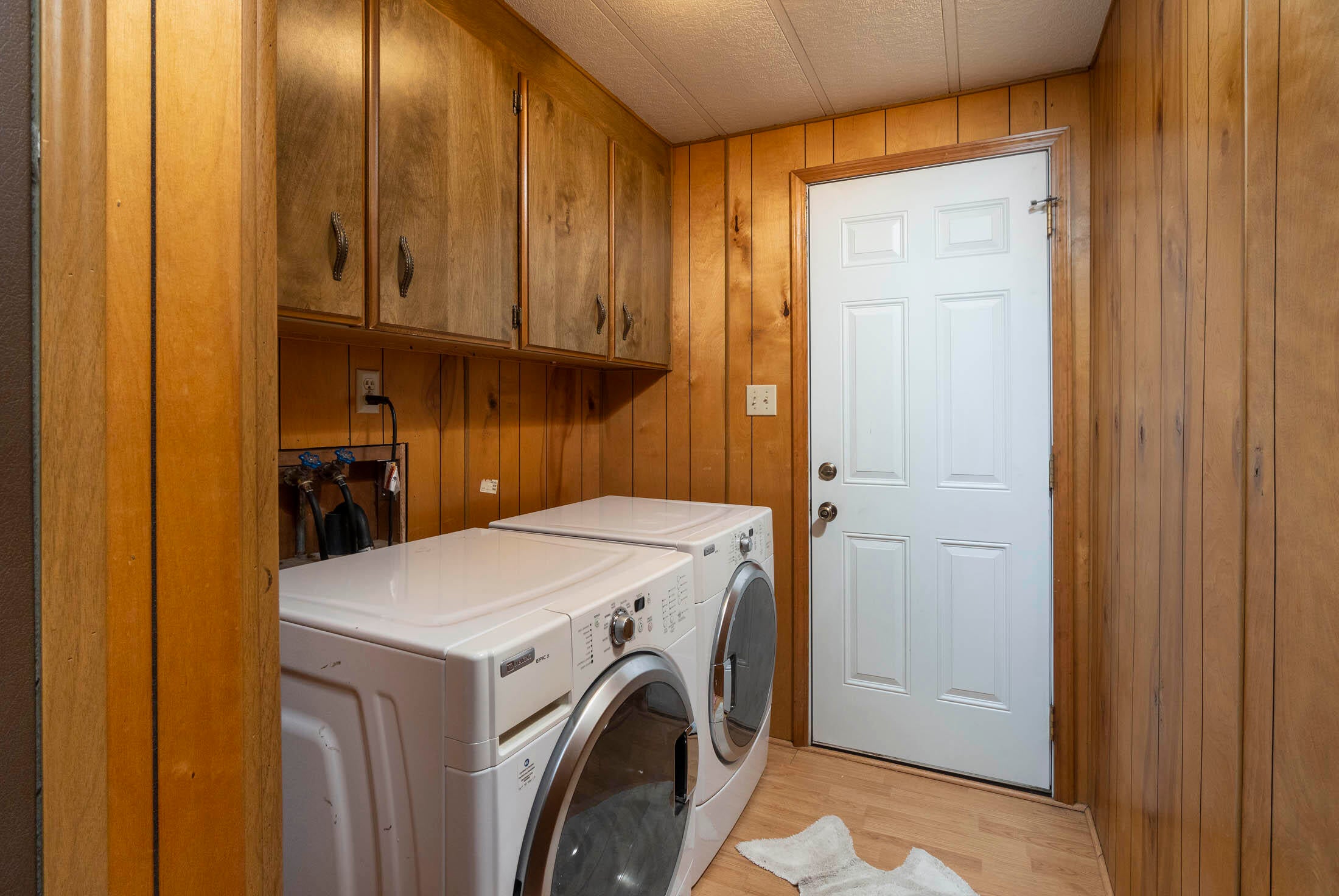 8130 Southwest Sand Ridge Road Terrebonne, OR 97760 - Photo 14 of 40 Washing machine needs to be replaced and will not be included in sale.