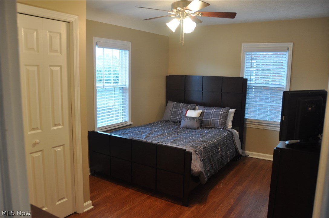 3676 Strathavon Road Cleveland, OH 44120 - Photo 25 of 34