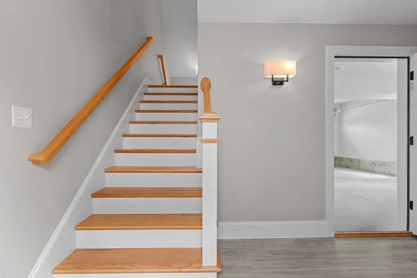 $699,900 | 22 Pleasant Street, Unit B, Mansfield, MA 02048