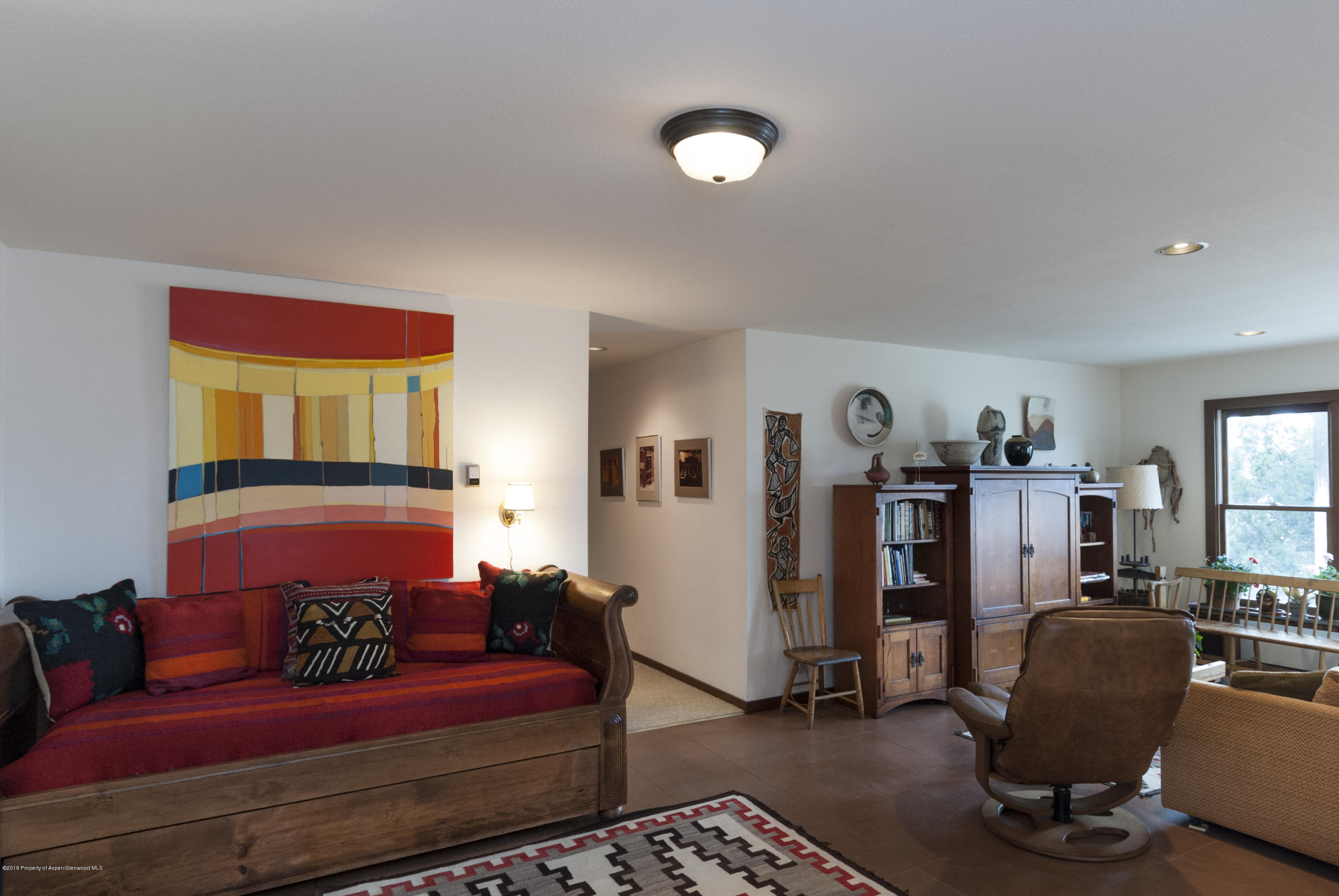 550 Wooden Deer Road Carbondale, CO 81623 - Photo 16 of 21 a living room with furniture