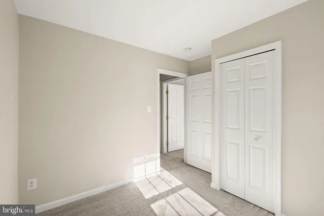 a picture of a bench in front of door