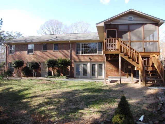 2507 Sharmar Road Roanoke, VA 24018 - Photo 3 of 42 2507 Sharmar 007