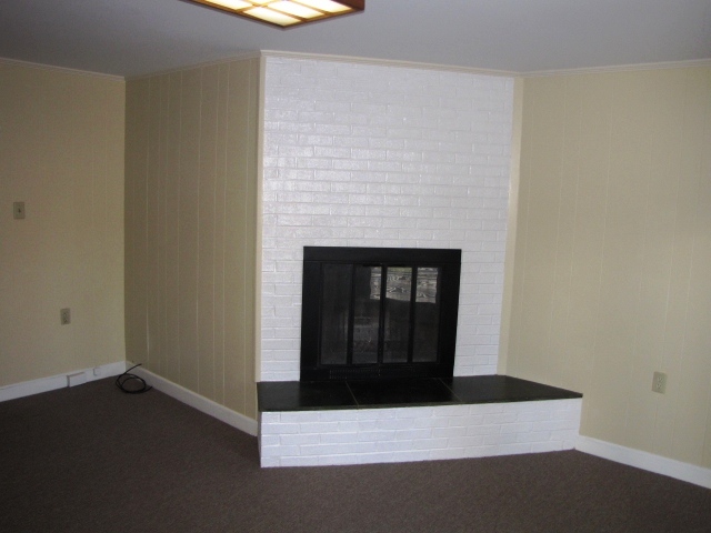 2507 Sharmar Road Roanoke, VA 24018 - Photo 33 of 42 2507 Sharmar 035