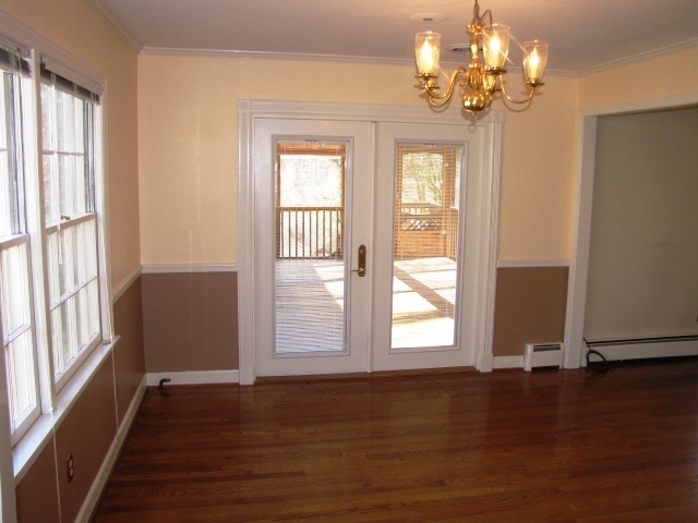 2507 Sharmar Road Roanoke, VA 24018 - Photo 8 of 42 2507 Sharmar 012