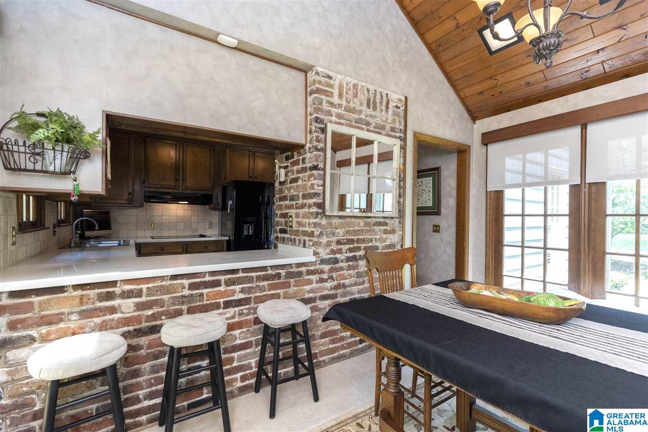 2612 Southminster Road Birmingham, AL 35243 - Photo 12 of 35