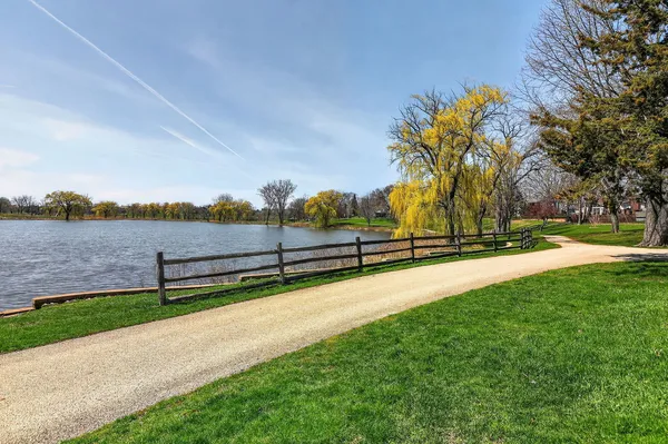 $425,000 | 1170 Lancaster Court, Hoffman Estates, IL 60169
