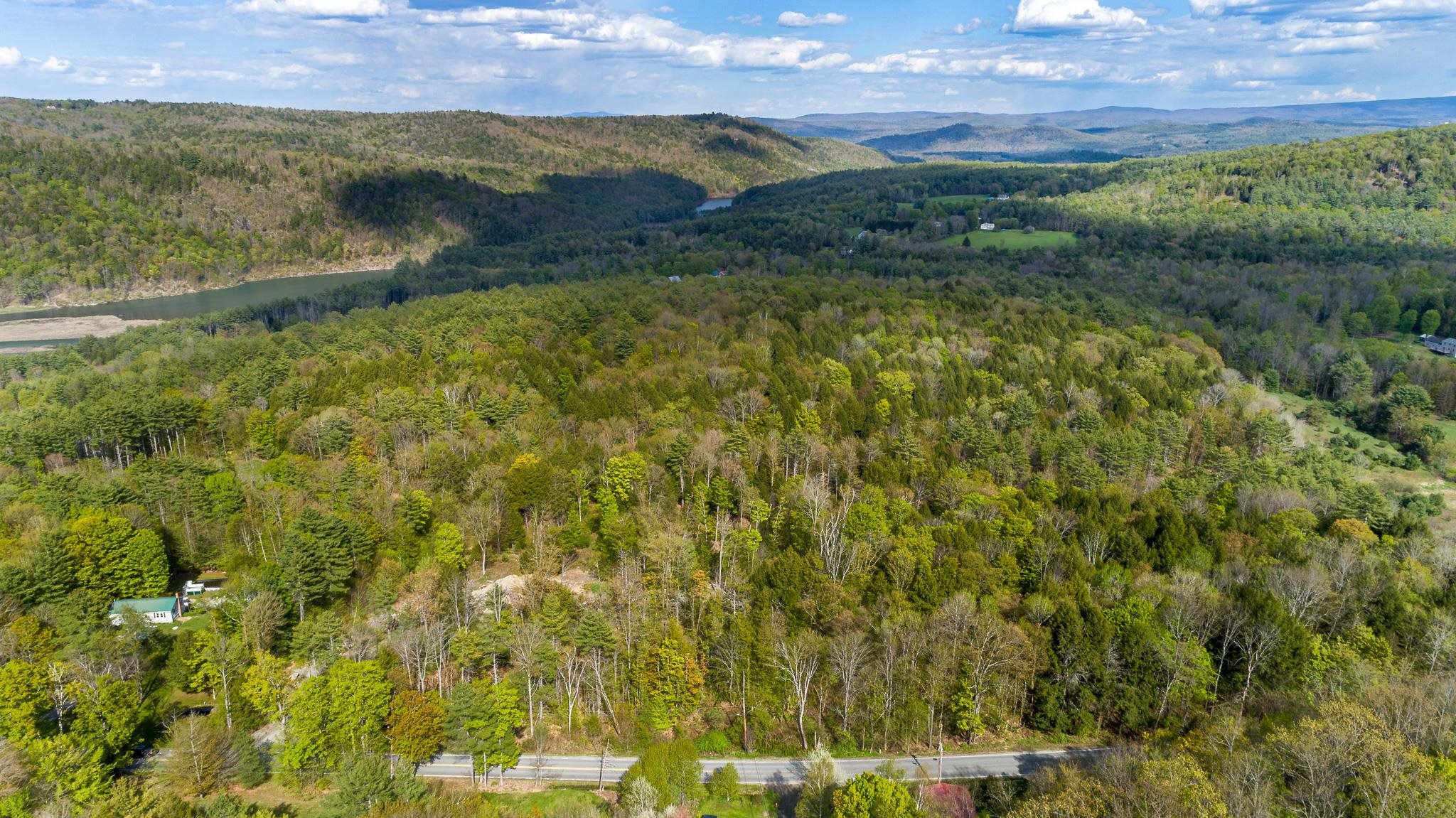 506 Quechee Road Hartland, VT 05048 - Photo 2 of 7