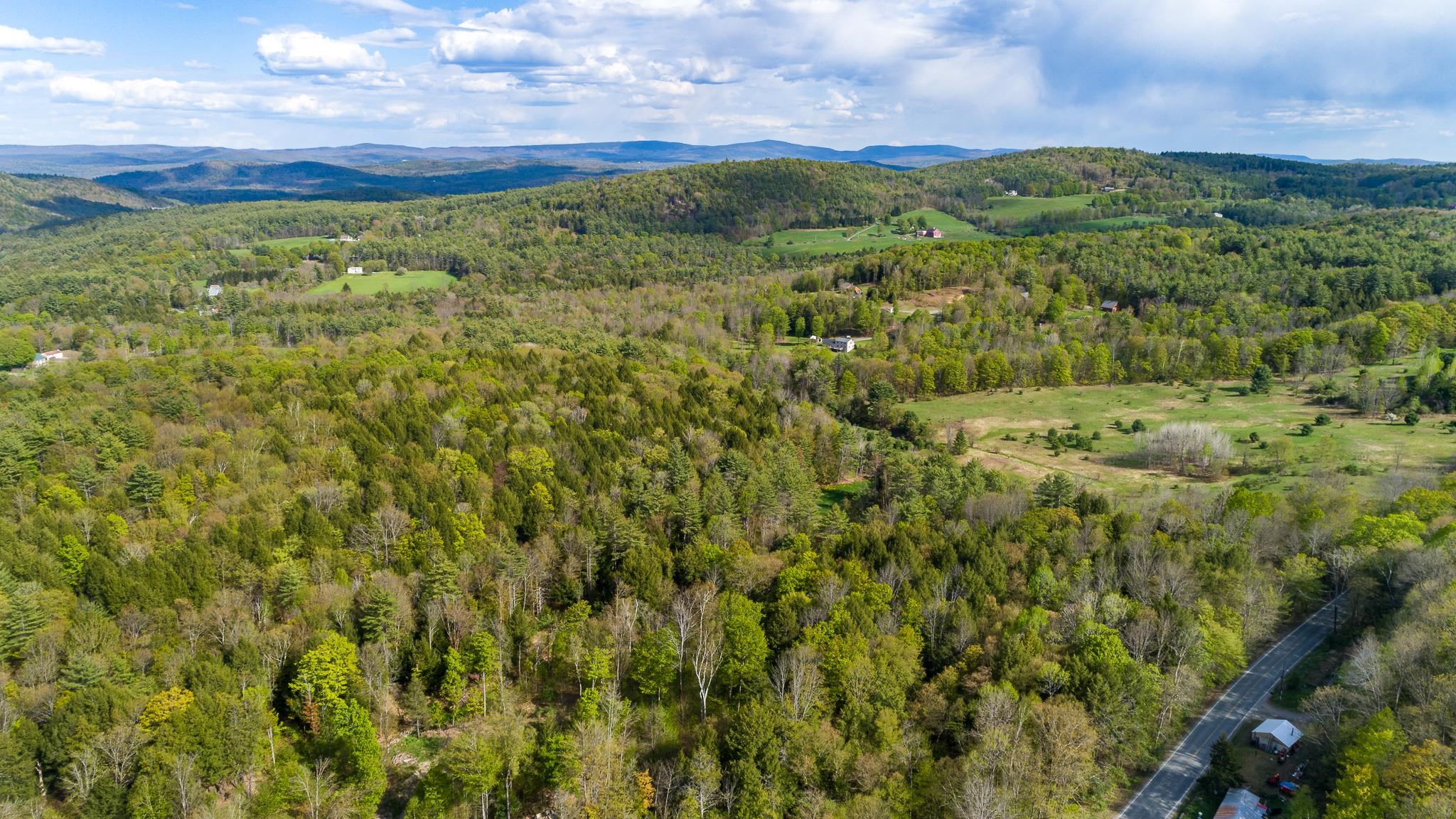 506 Quechee Road Hartland, VT 05048 - Photo 5 of 7
