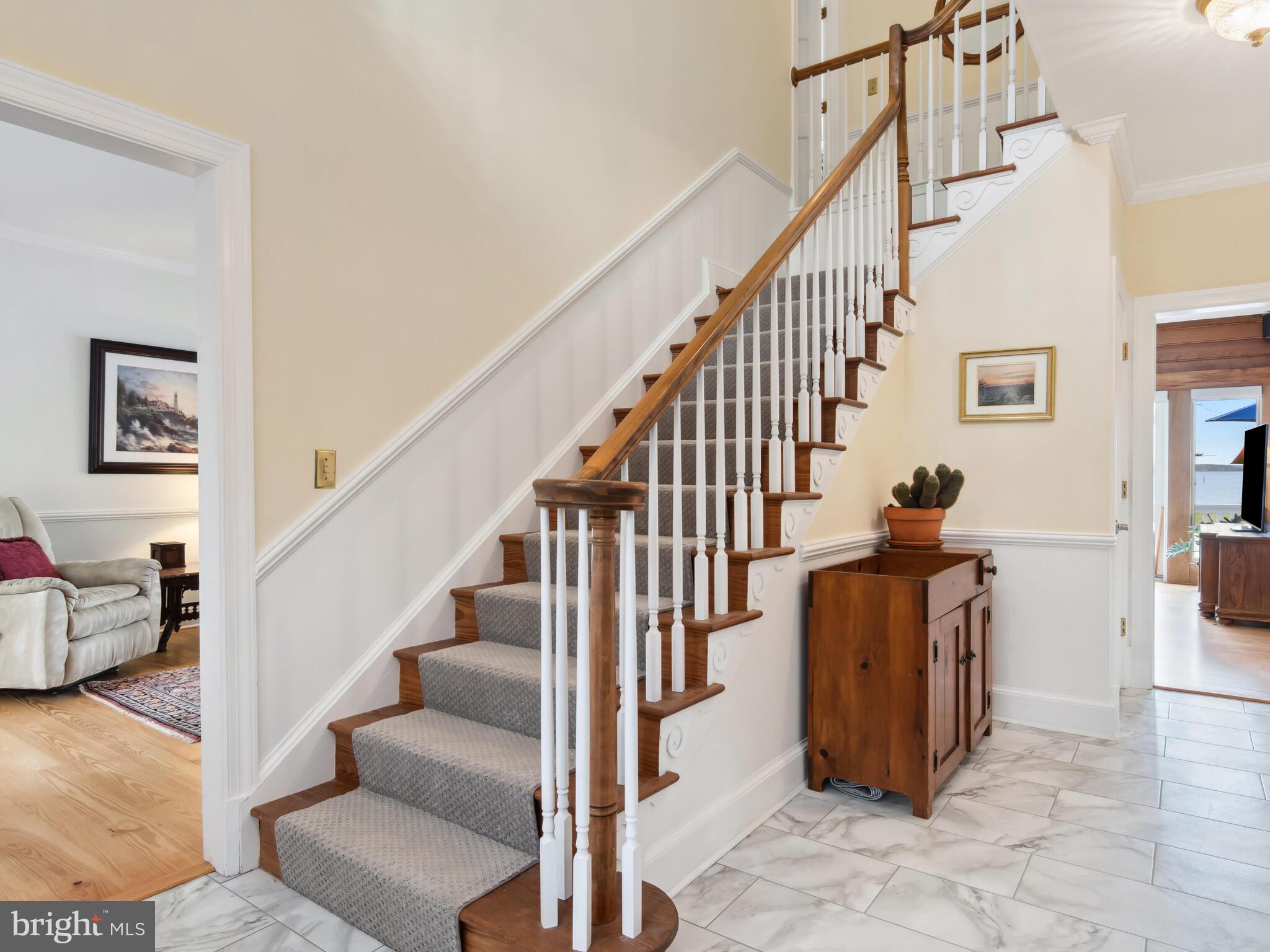 9191 Deepwater Point Road St. Michaels, MD 21663 - Photo 33 of 103 Stairwell