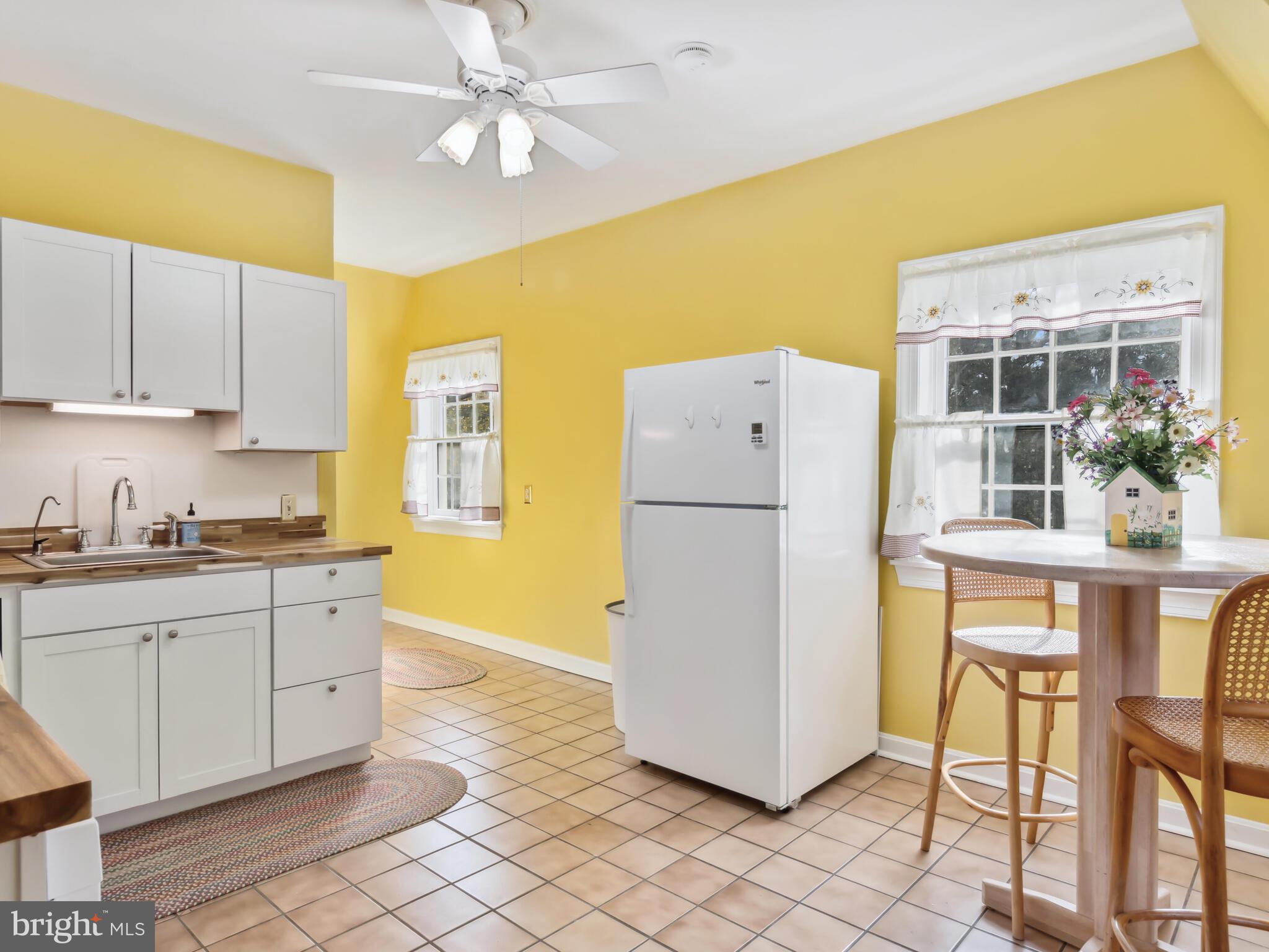9191 Deepwater Point Road St. Michaels, MD 21663 - Photo 90 of 103 Guest House Kitchen