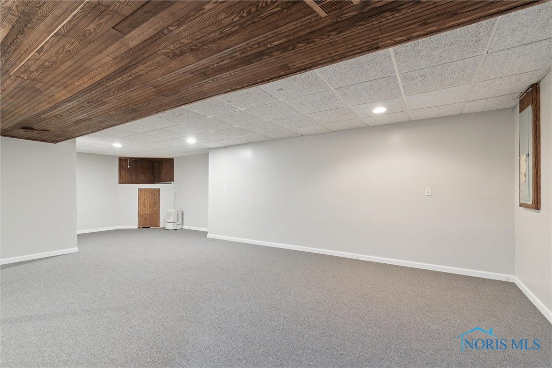 1824 Crossfields Road Perrysburg, OH 43551 - Photo 40 of 50 Finished basement