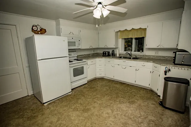 $185,000 | 289 Highland Terrace, Mexico, ME 04257