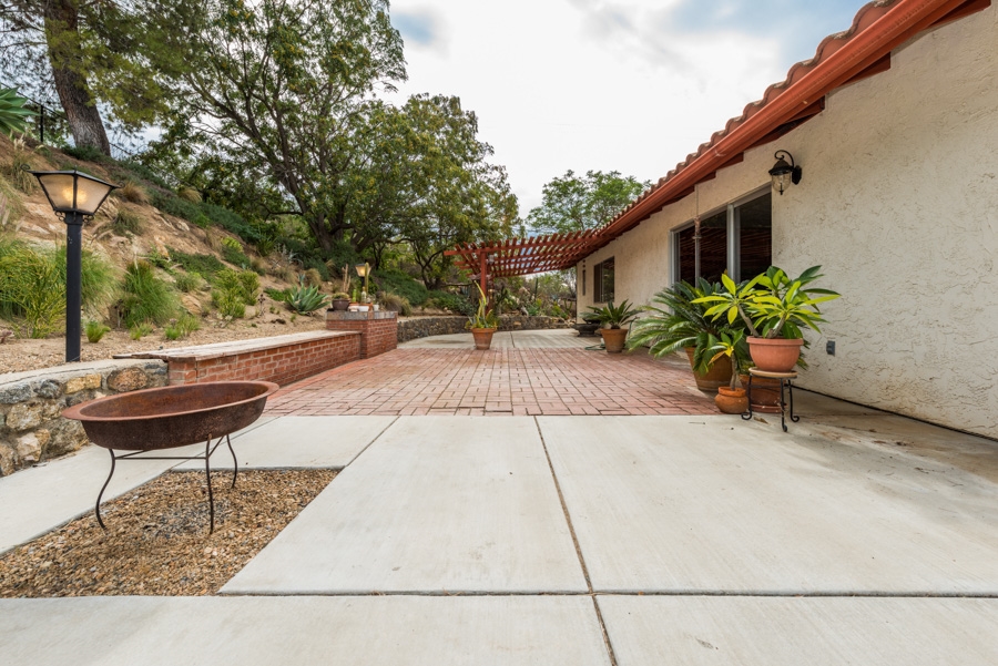 28403 Valley Center Road Valley Center, CA 92082 - Photo 19 of 25
