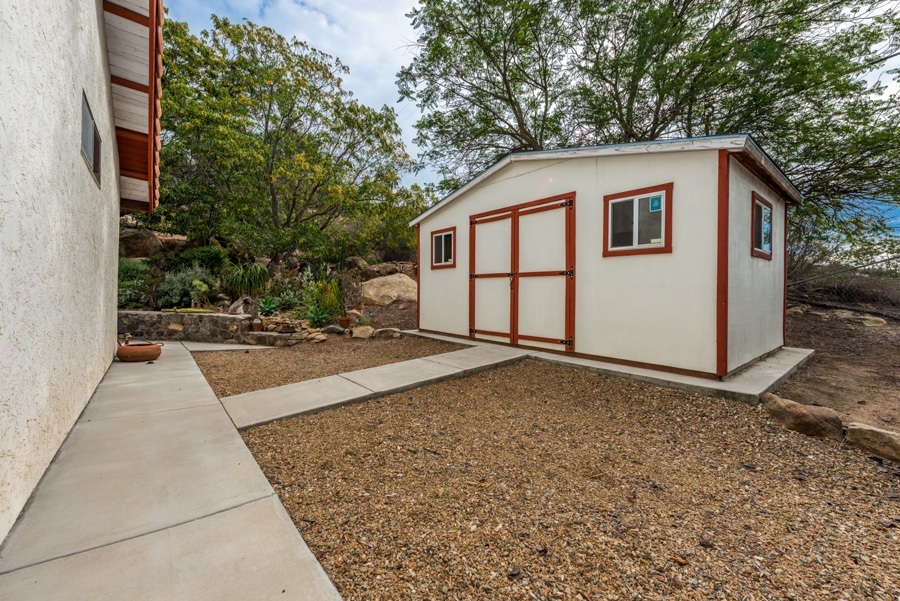 28403 Valley Center Road Valley Center, CA 92082 - Photo 21 of 25