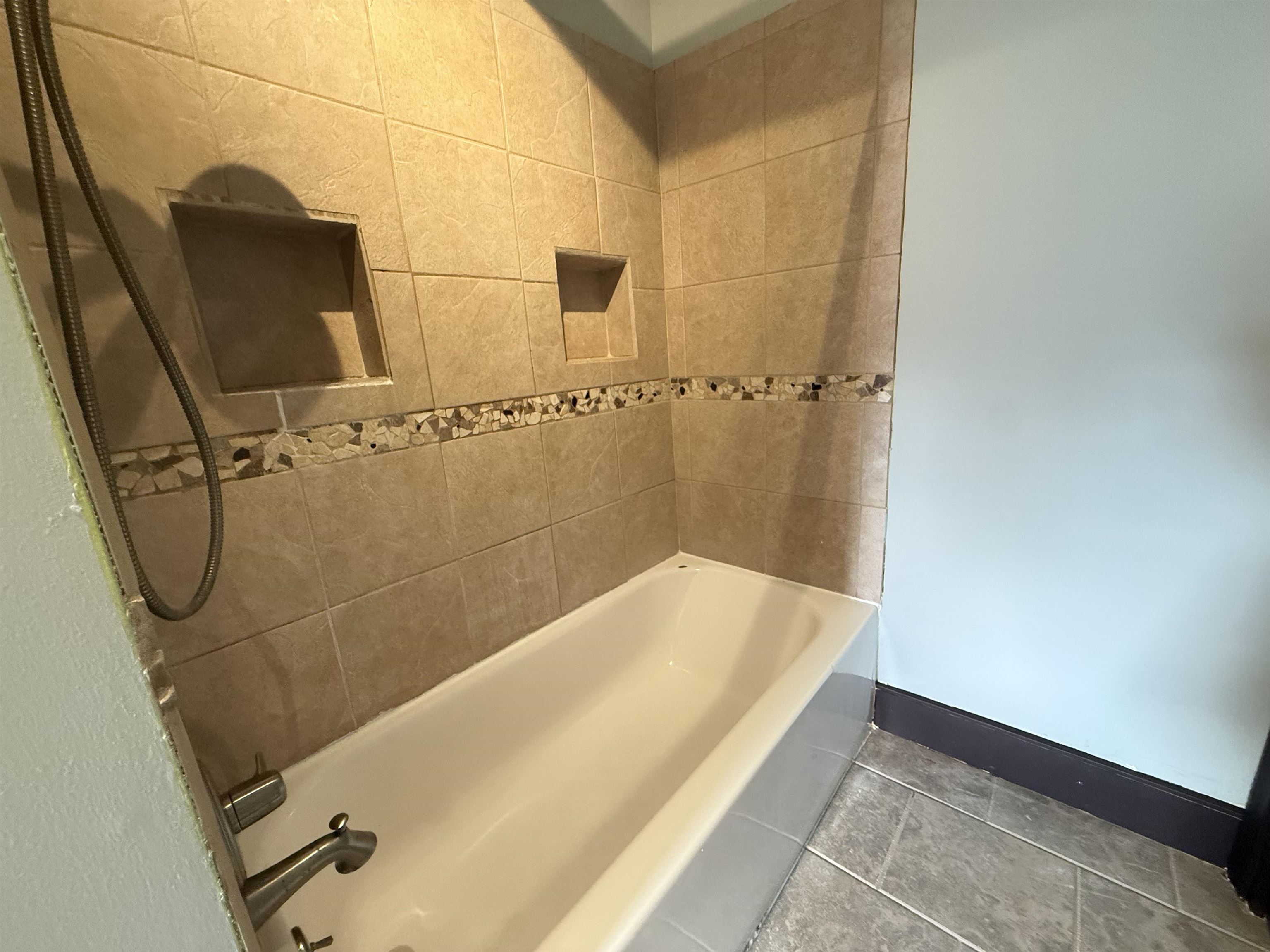 79 Pine Street, Unit 6 Rutland, VT 05701 - Photo 12 of 18