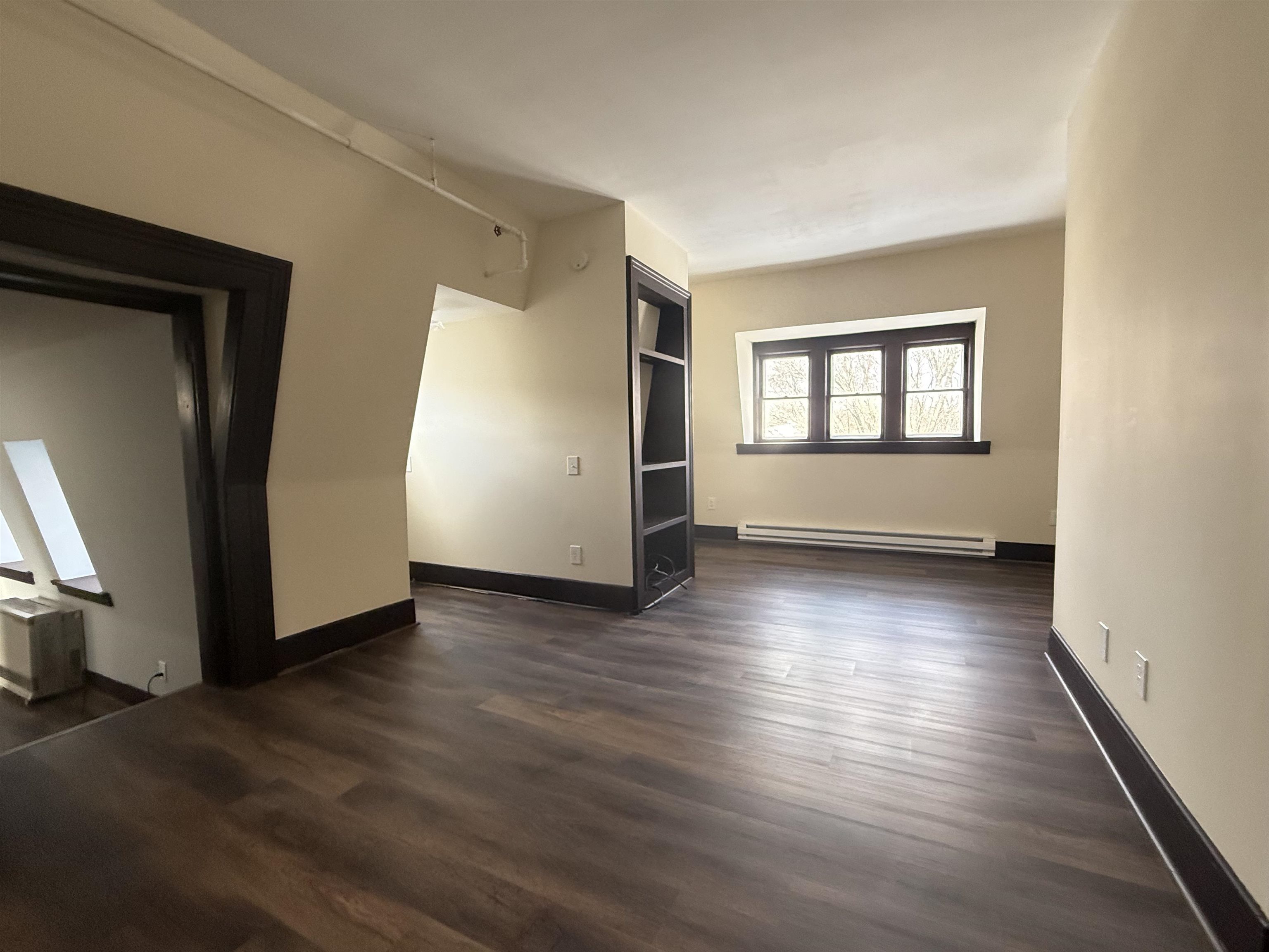 79 Pine Street, Unit 6 Rutland, VT 05701 - Photo 5 of 18