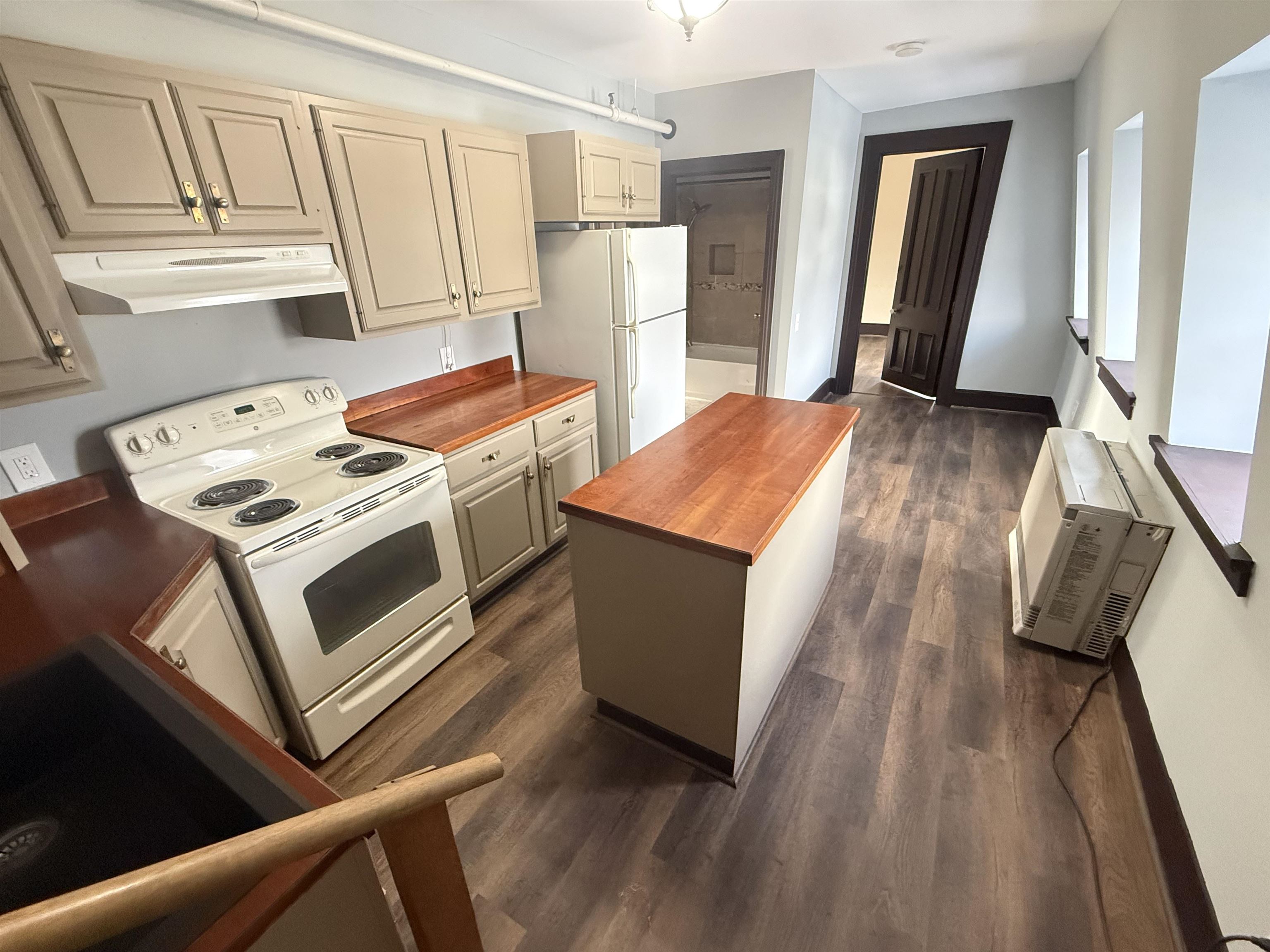 79 Pine Street, Unit 6 Rutland, VT 05701 - Photo 7 of 18