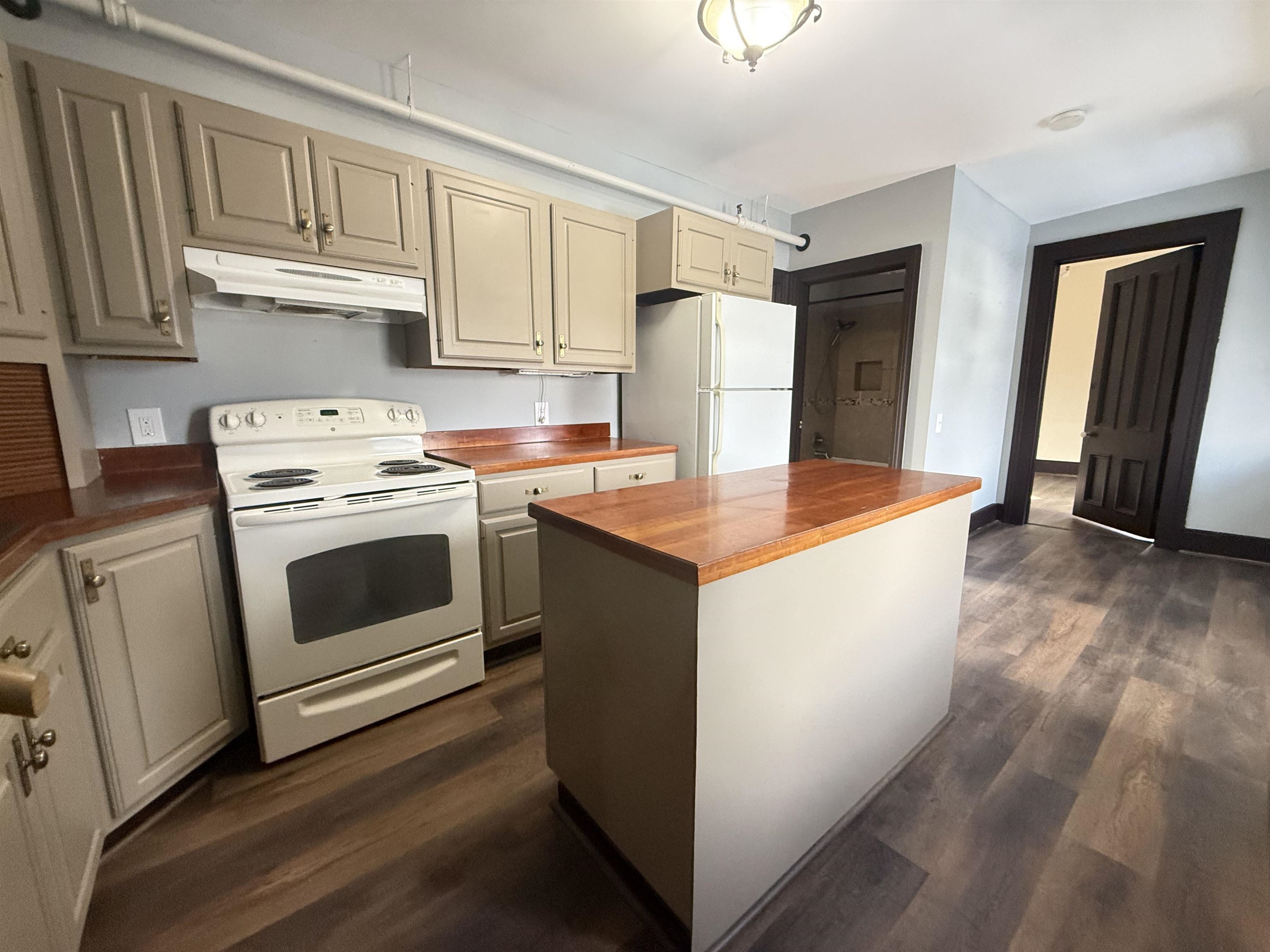 79 Pine Street, Unit 6 Rutland, VT 05701 - Photo 8 of 18