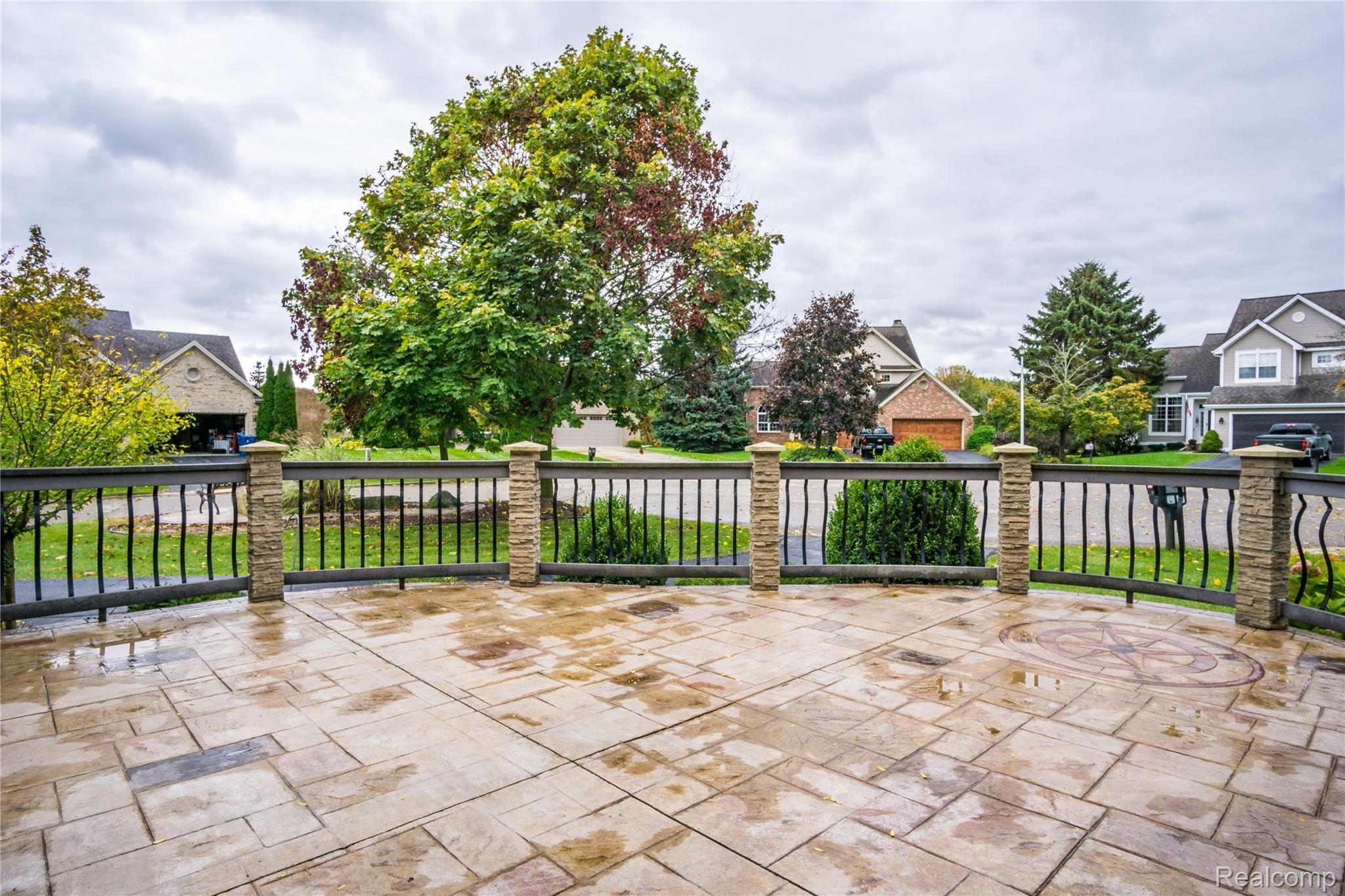 16304 Quail Ridge Court Fenton, MI 48430 - Photo 29 of 30 Exteriors (11 of 12).jpg