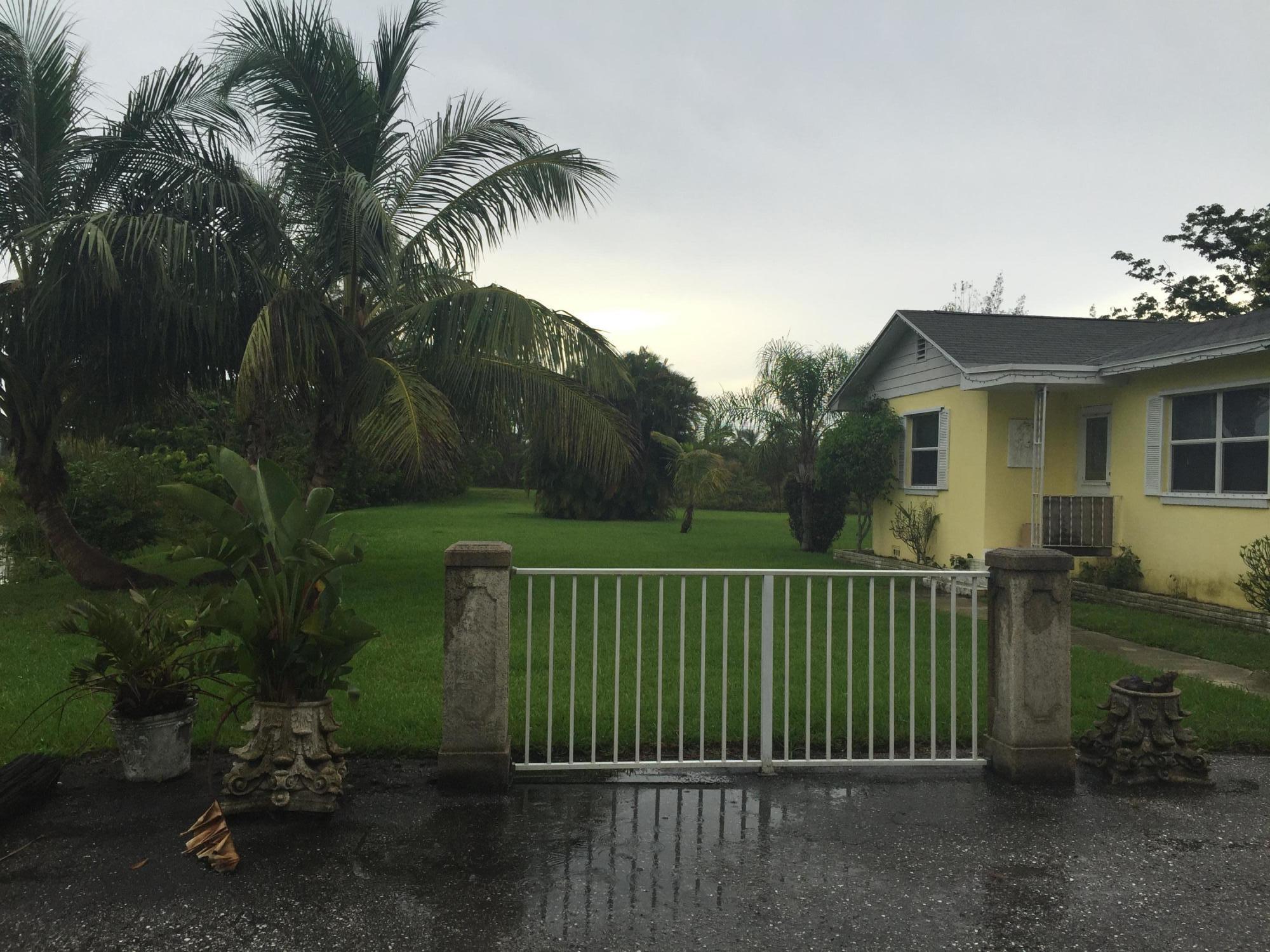 112 East Chandler Road Cloud Lake, FL 33406 - Photo 2 of 12 IMG_7978