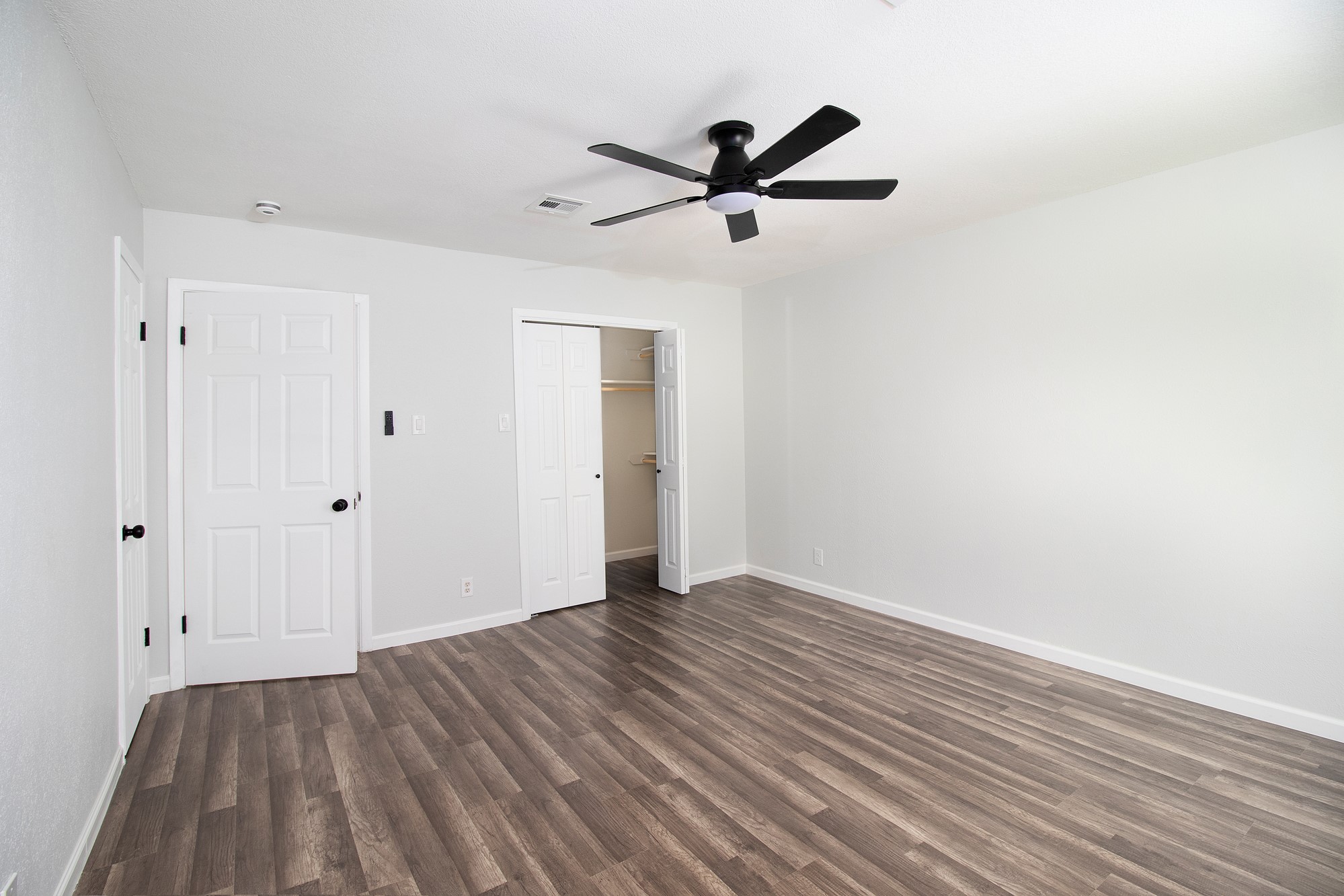 2510 Bunker Hill Drive Temple, TX 76504 - Photo 19 of 30 a view of empty room with wooden floor