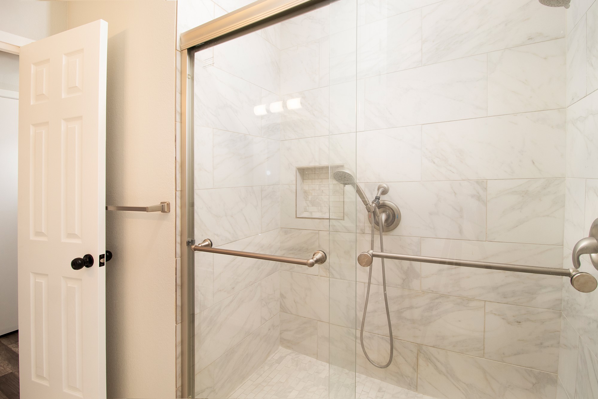 2510 Bunker Hill Drive Temple, TX 76504 - Photo 28 of 30 a bathroom with a shower