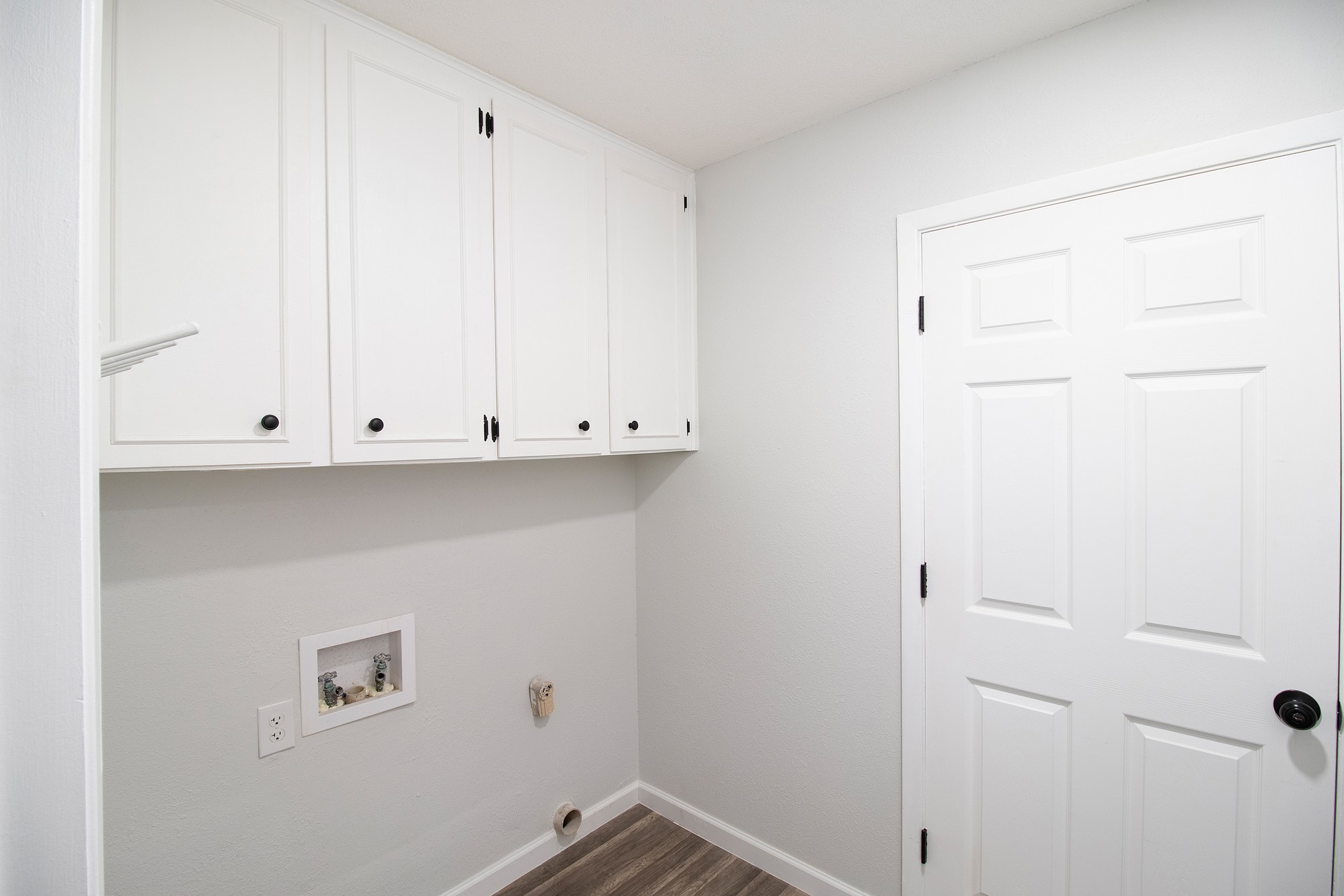 2510 Bunker Hill Drive Temple, TX 76504 - Photo 29 of 30 a view white cabinets