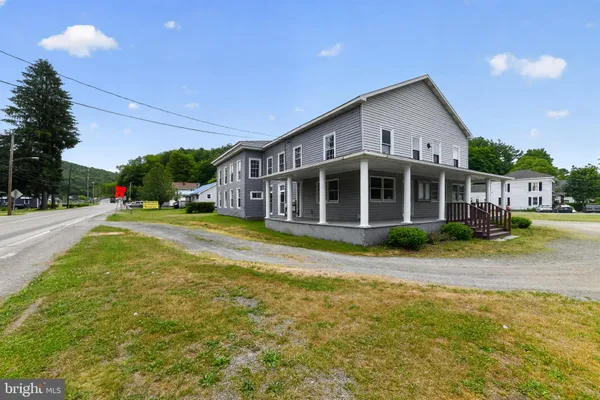 $395,000 | 464 Main Street, New Milford, PA 18834