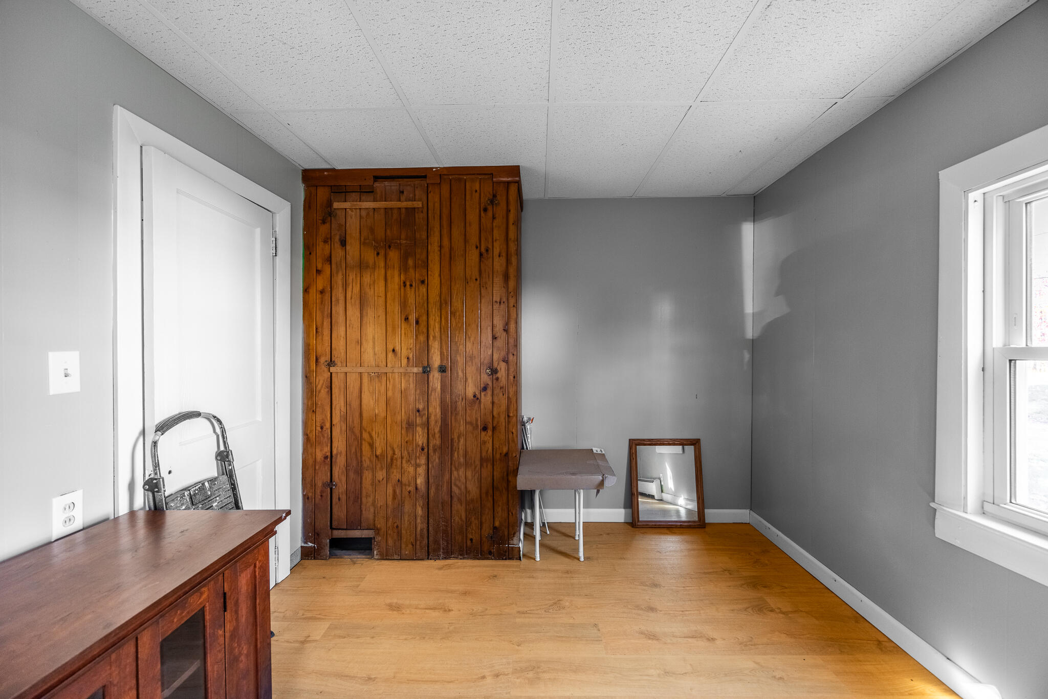 344 Enfield Road Lincoln, ME 04457 - Photo 14 of 24 Enfield Rd Interiors-4