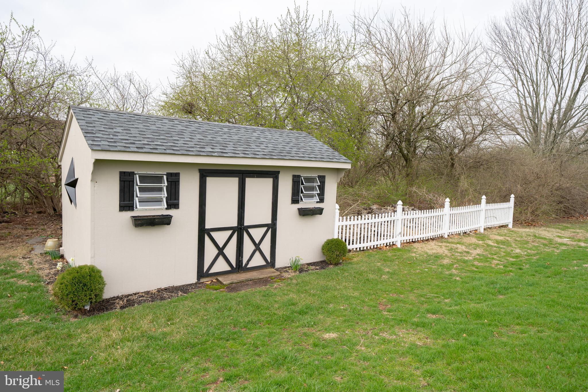 33 Cassel Road Souderton, PA 18964 - Photo 40 of 45 Exterior Back