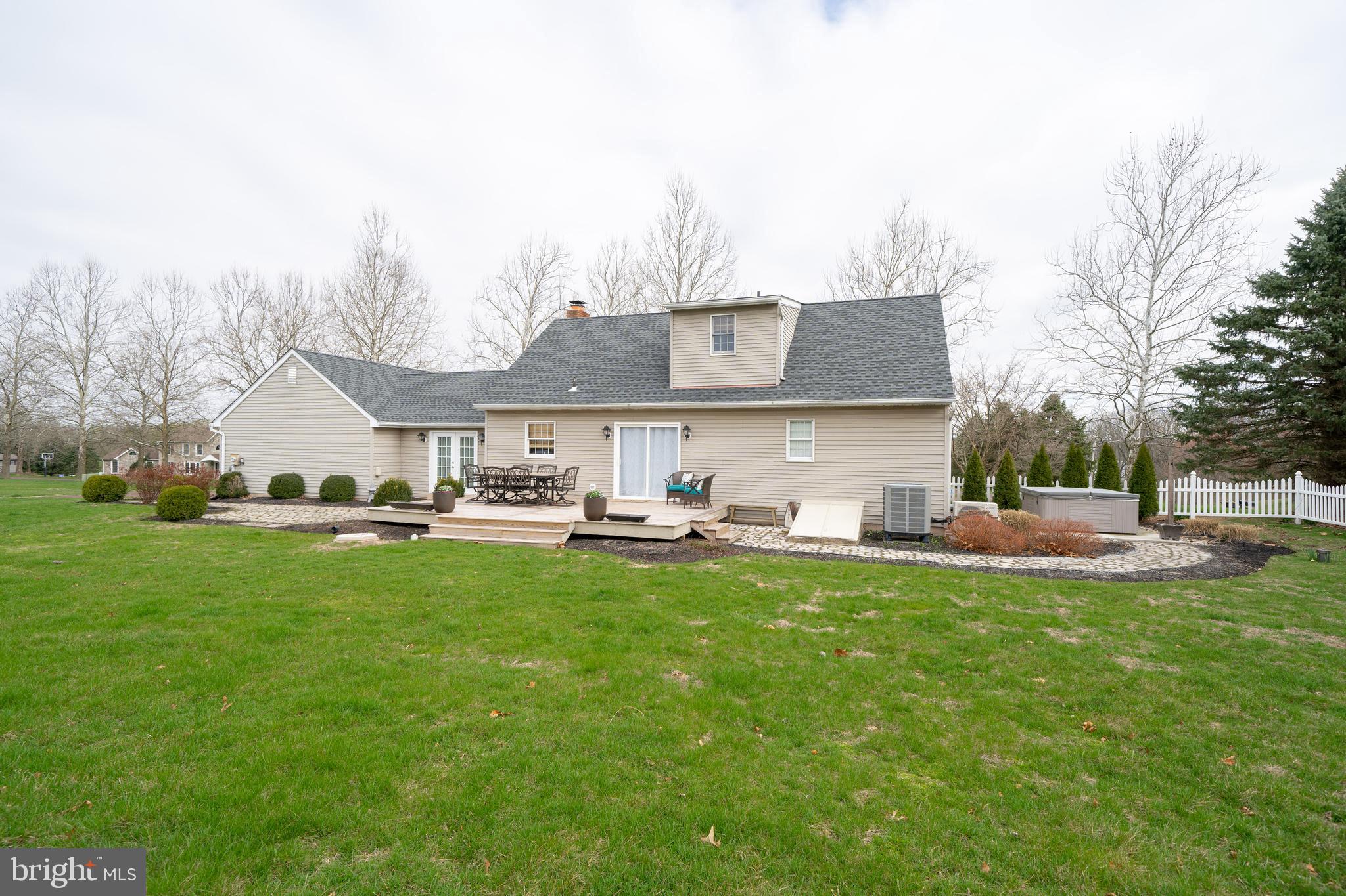 33 Cassel Road Souderton, PA 18964 - Photo 41 of 45 Exterior Back