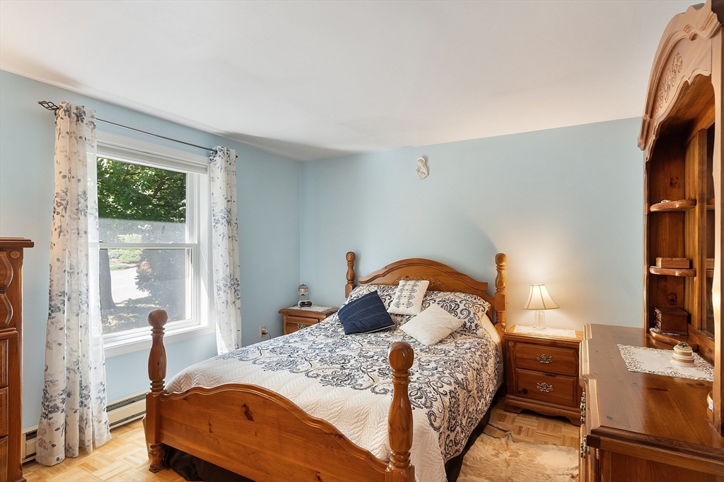 8 Pershing Street Worcester, MA 01606 - Photo 15 of 25