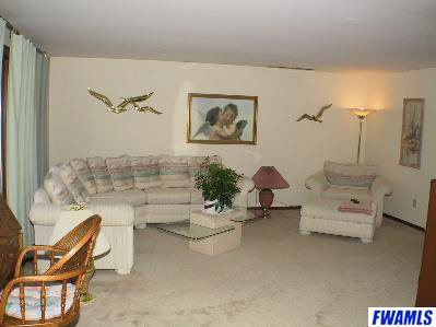 10415 Hickory Tree Road Fort Wayne, IN 46845 - Photo 5 of 8