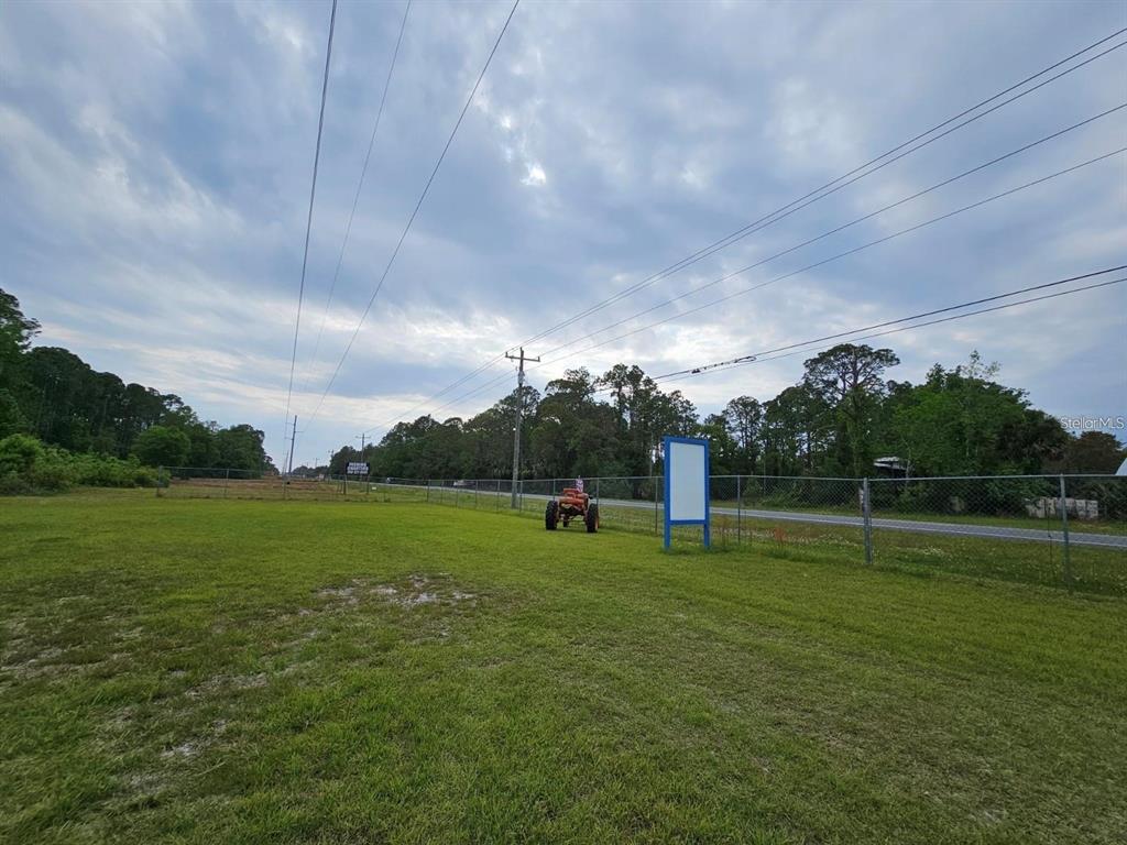 7230 Southwest 111th Terrace Cedar Key, FL 32625 - Photo 5 of 7 a view of outdoor space