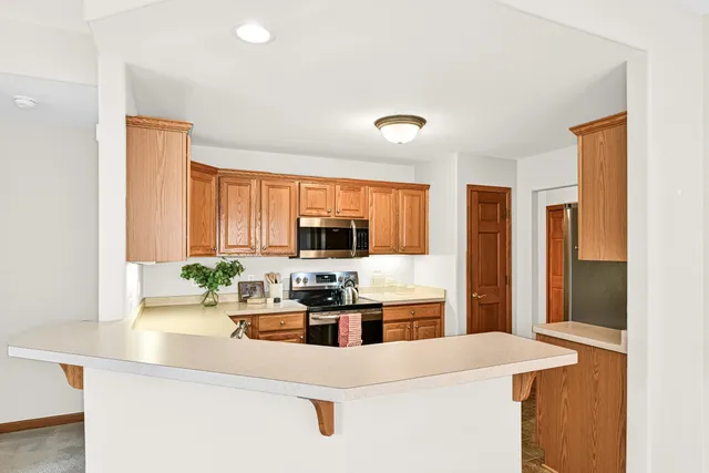 $399,900 | N57-w24116 North Sycamore Circle, Sussex, WI 53089