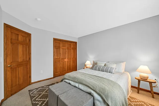 $399,900 | N57-w24116 North Sycamore Circle, Sussex, WI 53089