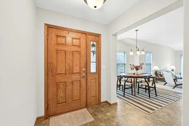 $399,900 | N57-w24116 North Sycamore Circle, Sussex, WI 53089