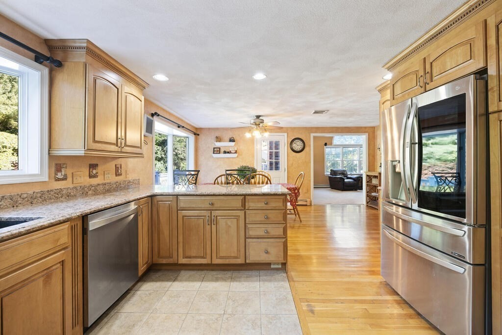 26 Wildwood Road Danvers, MA 01923 - Photo 11 of 42 Gallery Image 11