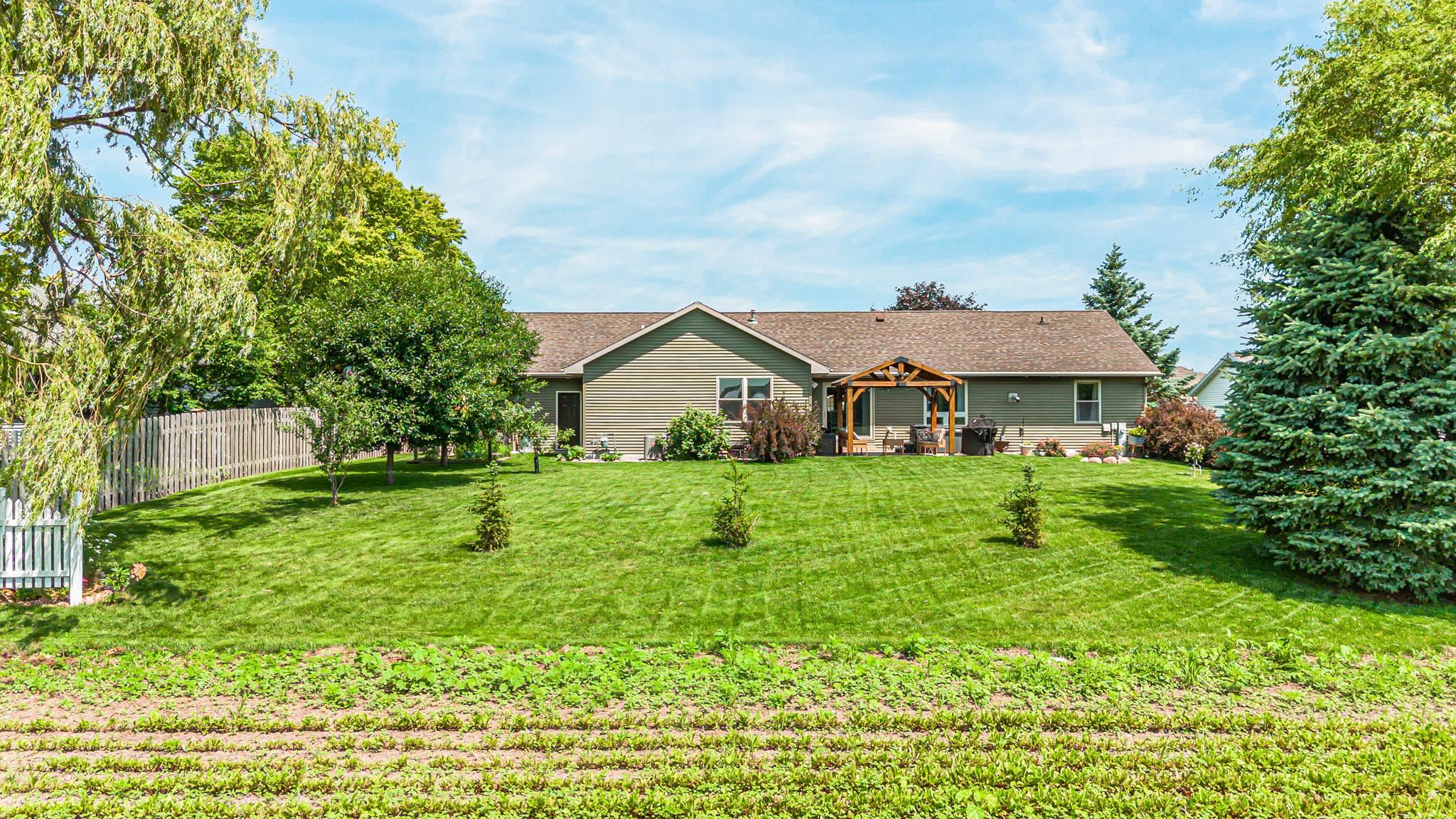 1108 Mistletoe Lane Winneconne, WI 54986 - Photo 37 of 46