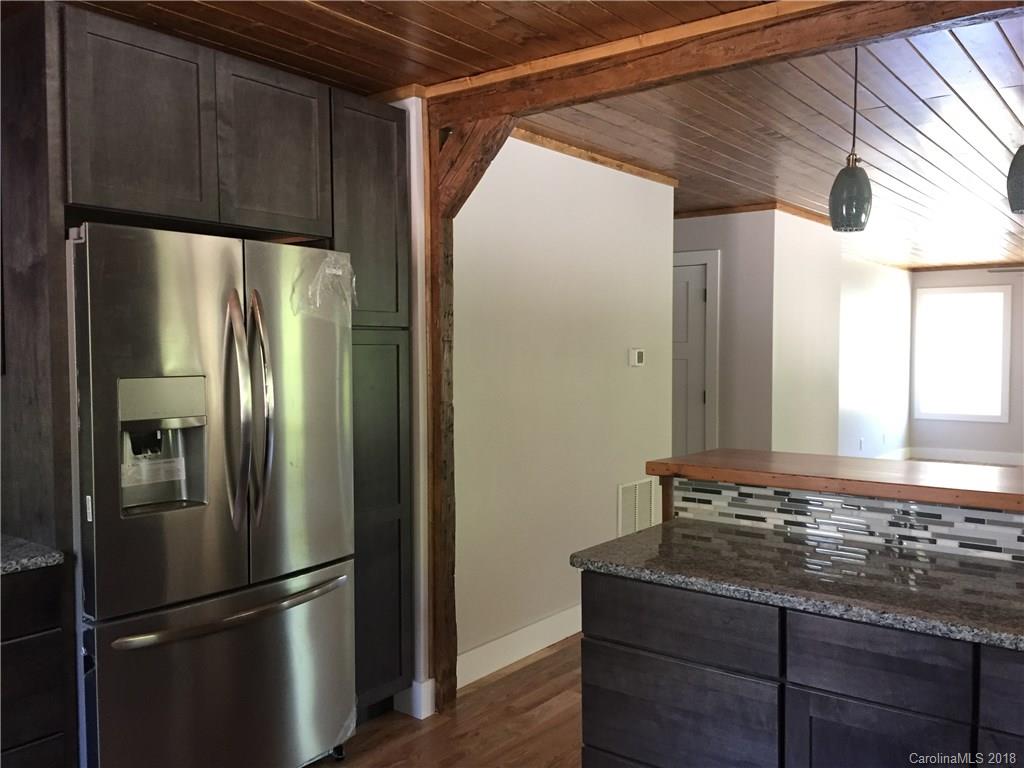 8 Elliott Road, Unit 8 Brevard, NC 28712 - Photo 11 of 29 Gallery Image 11