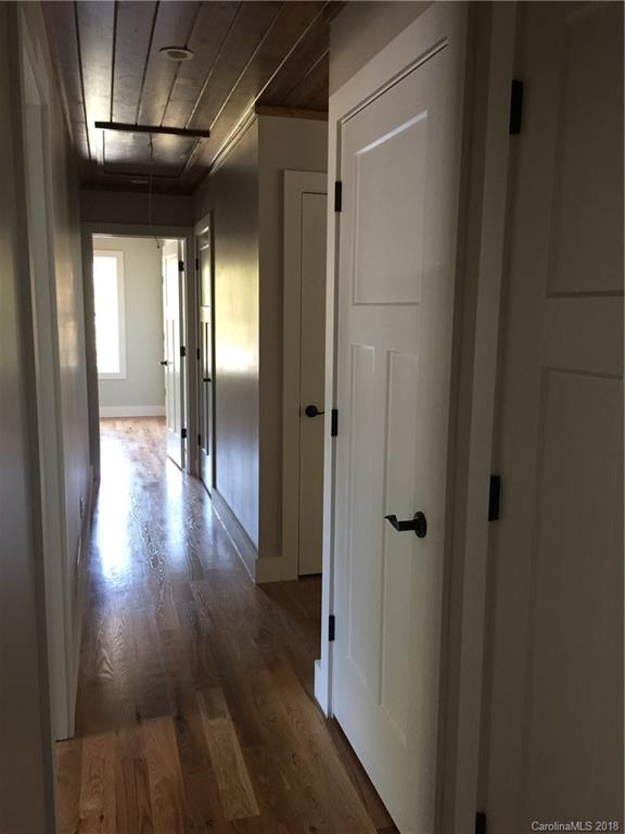 8 Elliott Road, Unit 8 Brevard, NC 28712 - Photo 14 of 29 Gallery Image 14