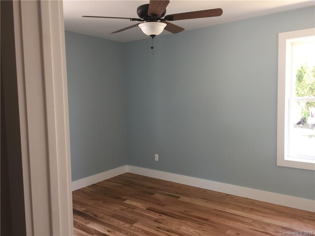 8 Elliott Road, Unit 8 Brevard, NC 28712 - Photo 16 of 29 Gallery Image 16